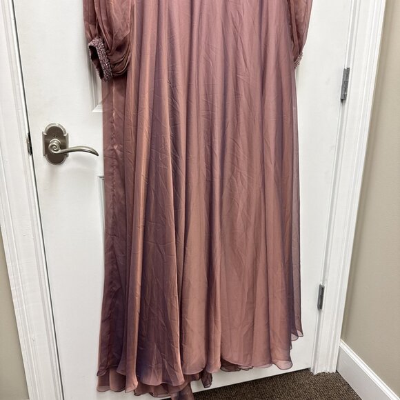 Mac Duggal Plus Size 16W Pink Puff Sleeve Embellished Cuff V-Neck A Line Gown - Picture 8 of 16